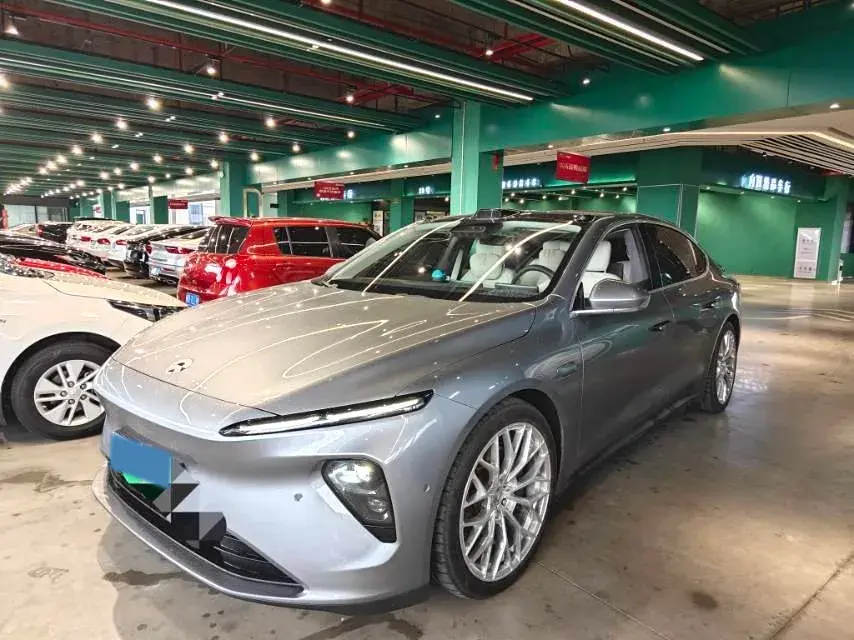 2024 NIO ET7 BEV 75KWH