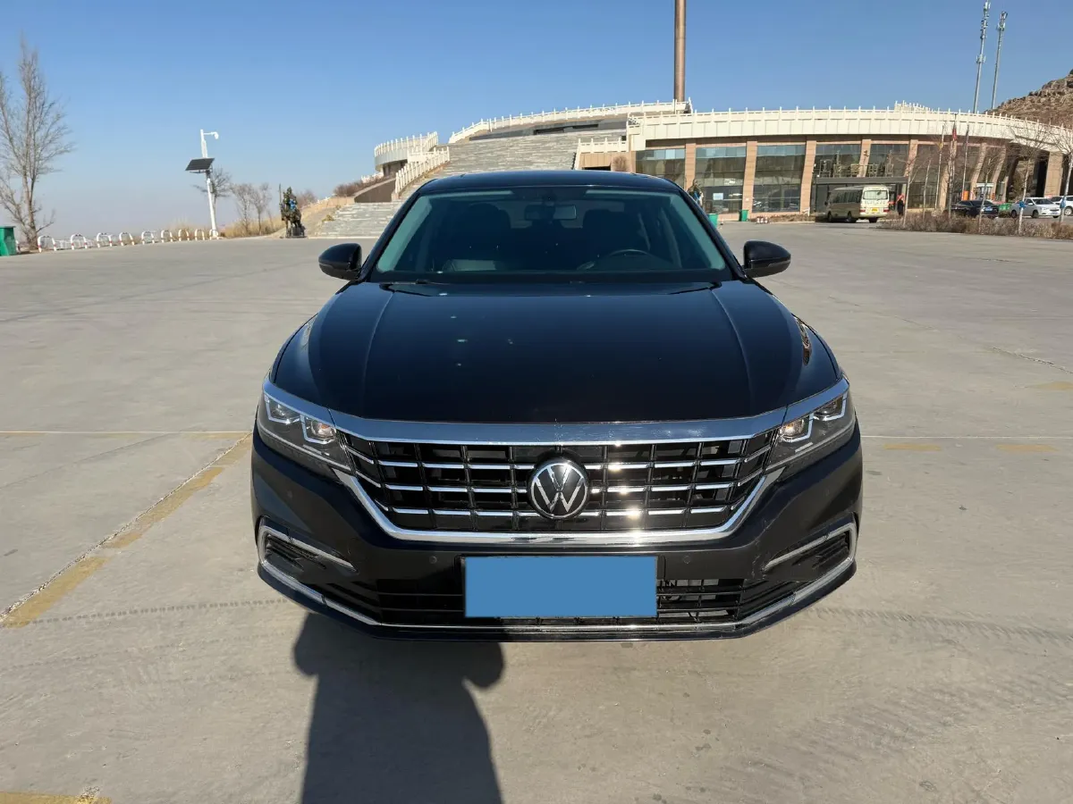 2021 Volkswagen Passat 2.0T 186HP L4 7DCT,autocango,china used car exporter,china ev exporter,chinese used car exporter,chinese used ev exporter
