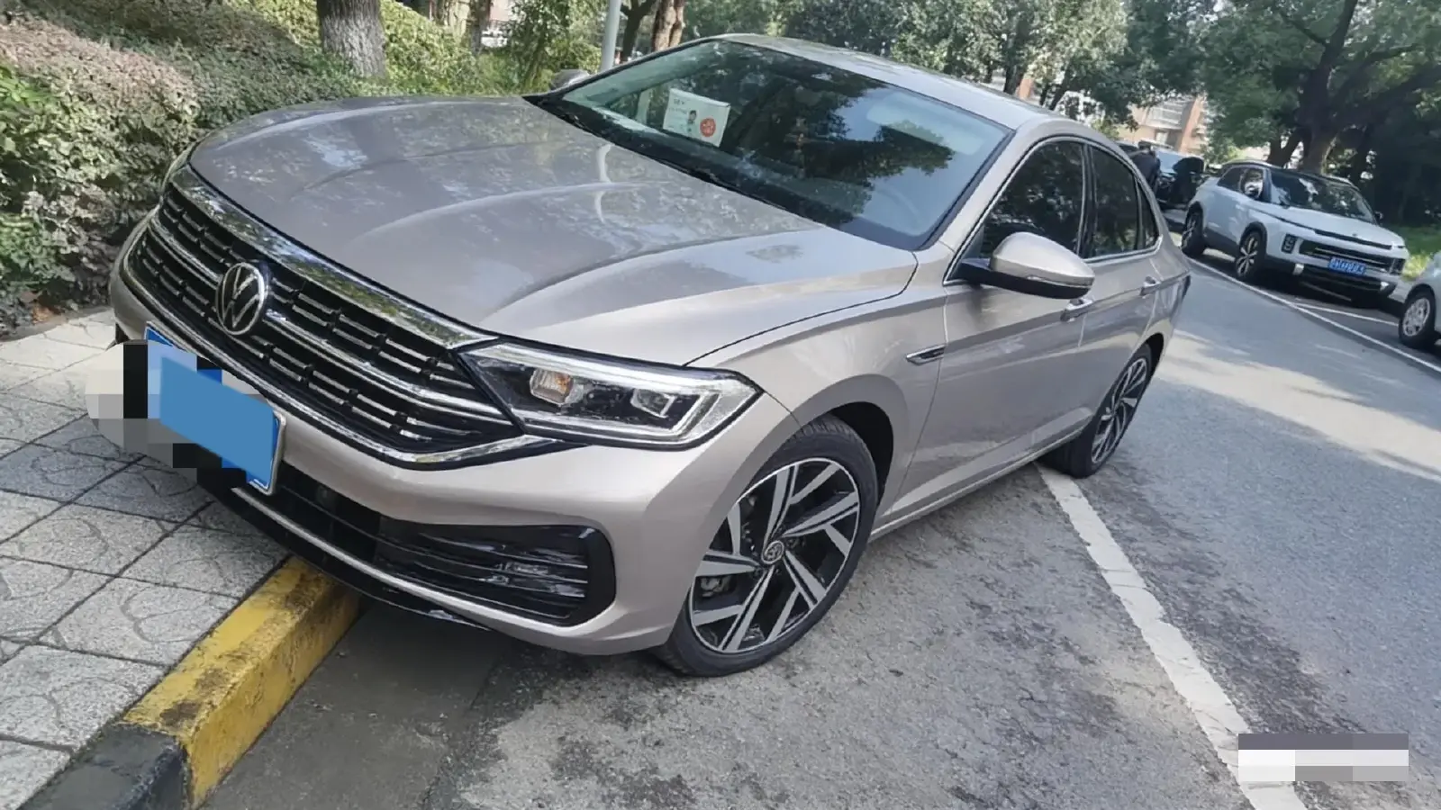 2023 Volkswagen Sagitar 1.5T 160HP L4 7DCT