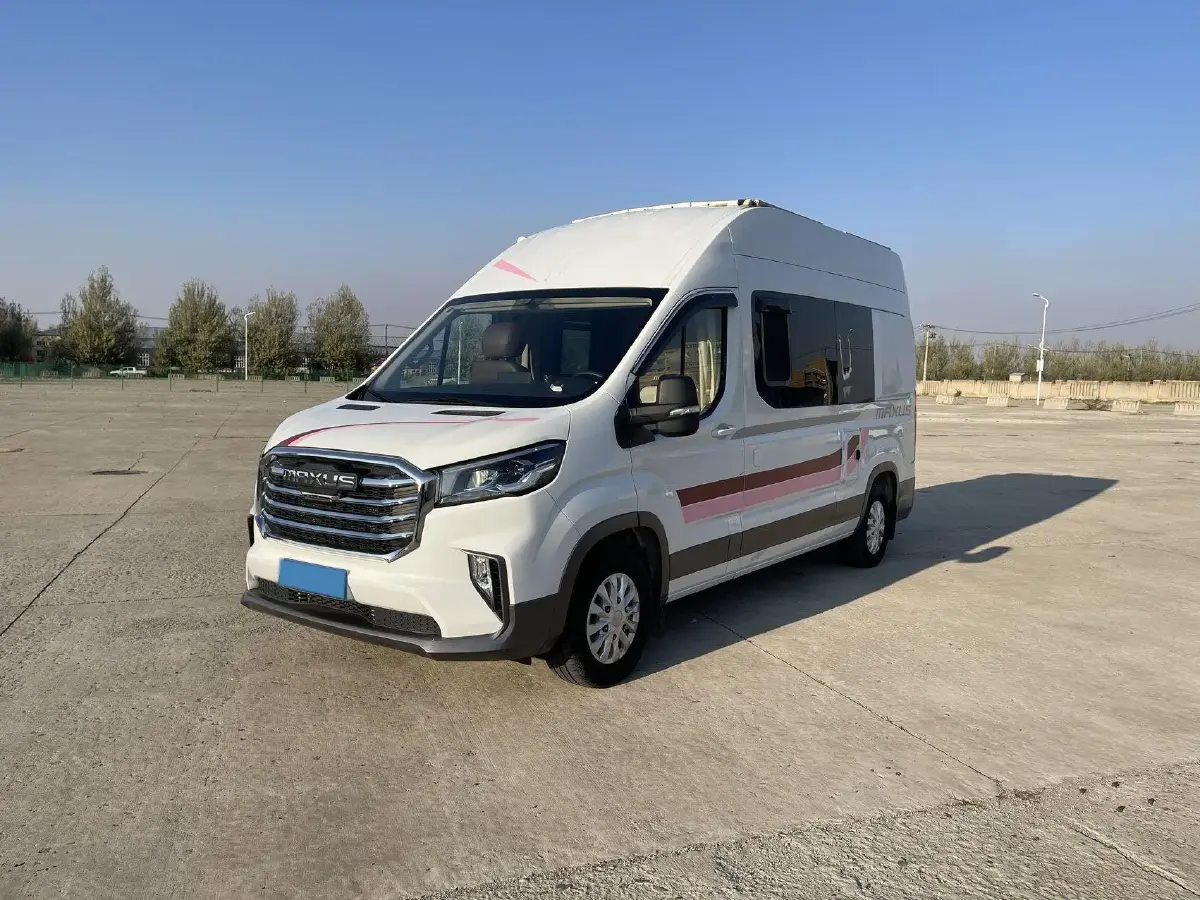 2023 MAXUS V100 RV 2.0T 150HP L4 6AT