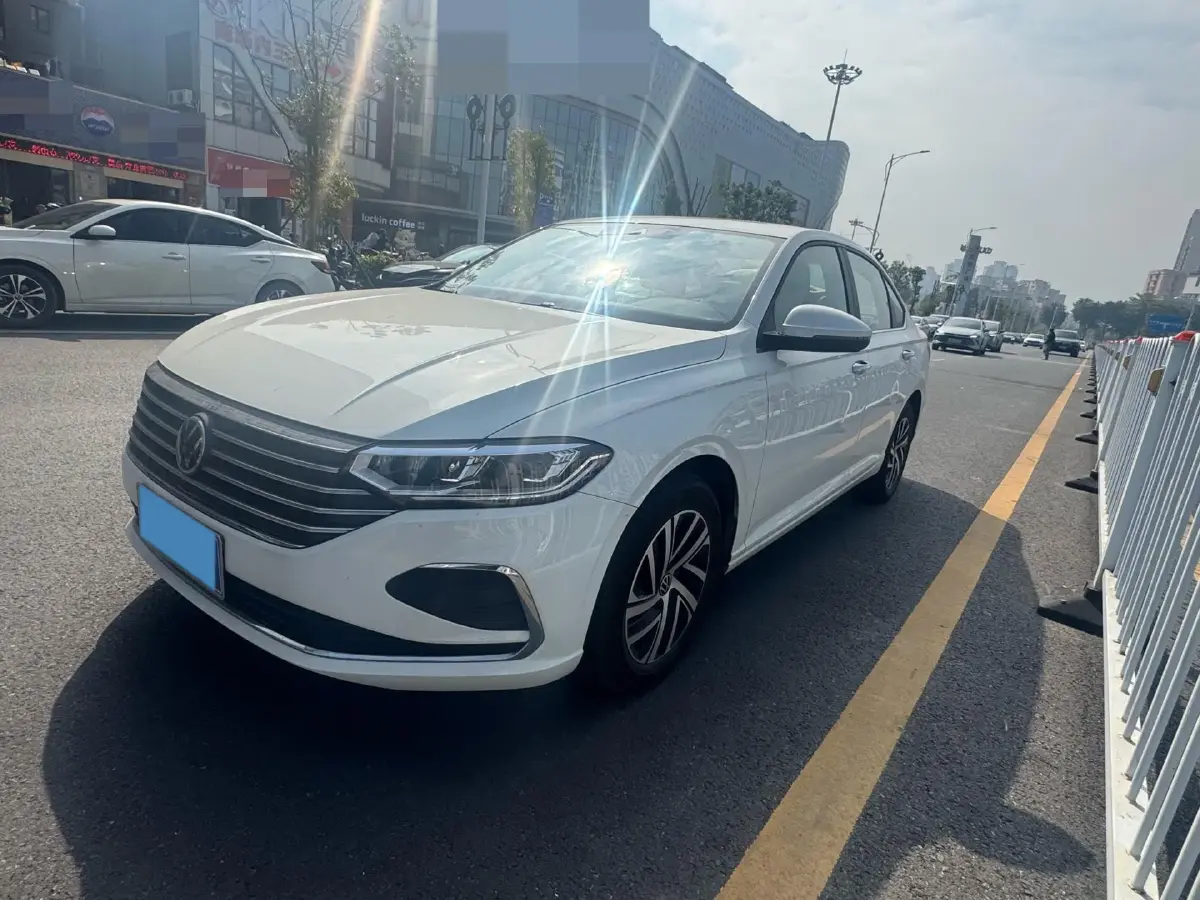 2024 Volkswagen Lavida 1.5L 110HP L4 6AT