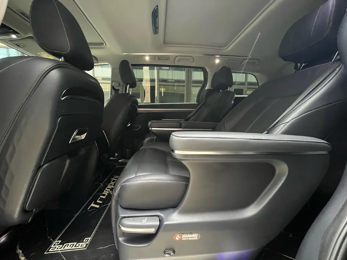 2023 GAC Trumpchi M8 2.0T 252HP L4 8AT,autocango,china used car exporter,china ev exporter,chinese used car exporter,chinese used ev exporter