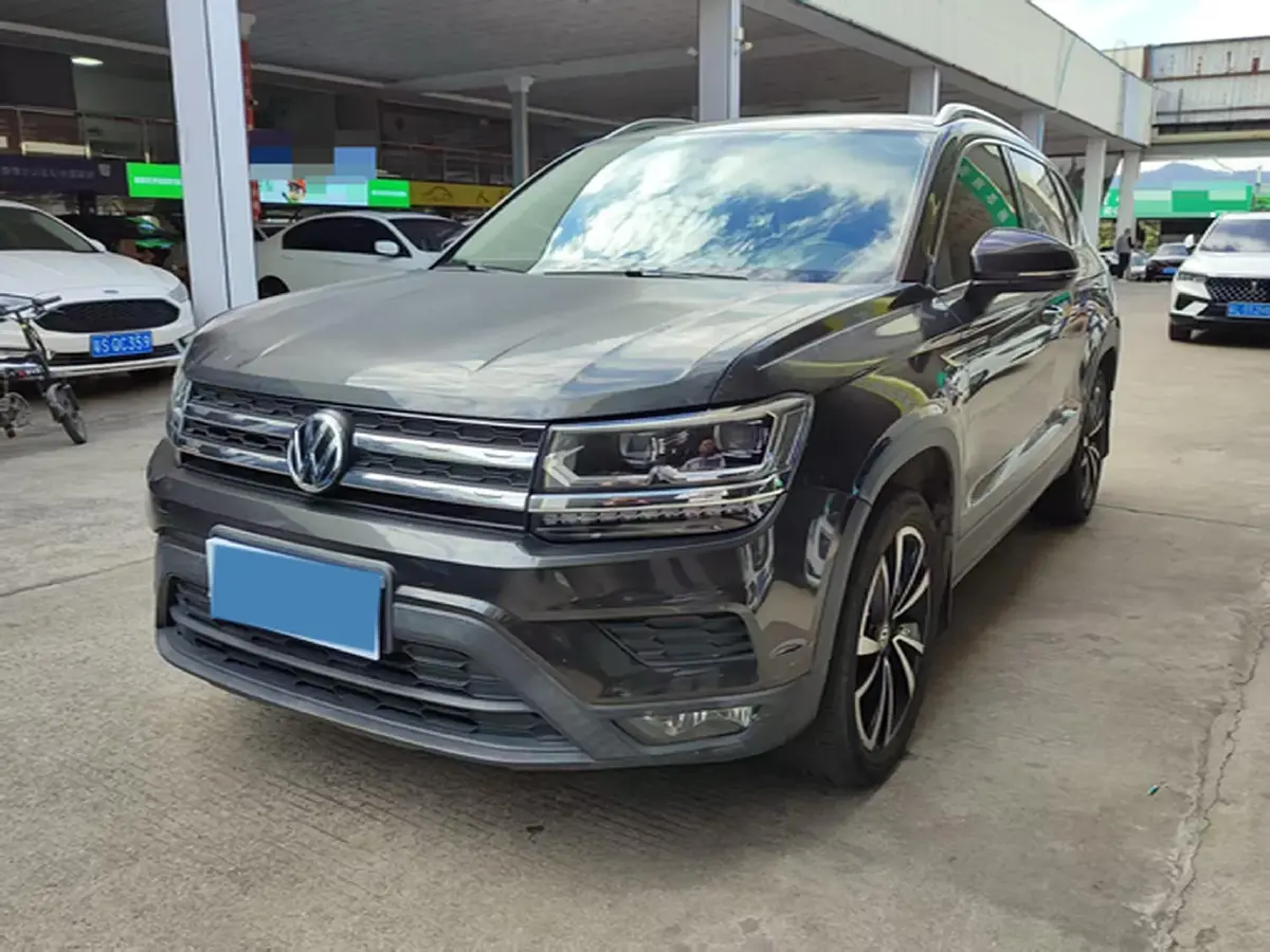 2019 MINI MINI 1.5T 102HP L3 7DCT