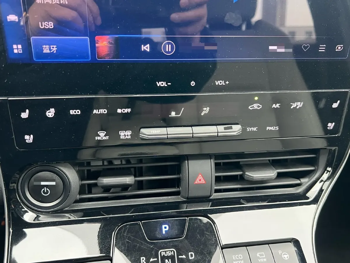 2022 Toyota bZ4X BEV 66.7KWH,autocango,china used car exporter,china ev exporter,chinese used car exporter,chinese used ev exporter