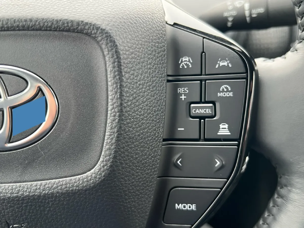 2022 Toyota bZ4X BEV 66.7KWH,autocango,china used car exporter,china ev exporter,chinese used car exporter,chinese used ev exporter