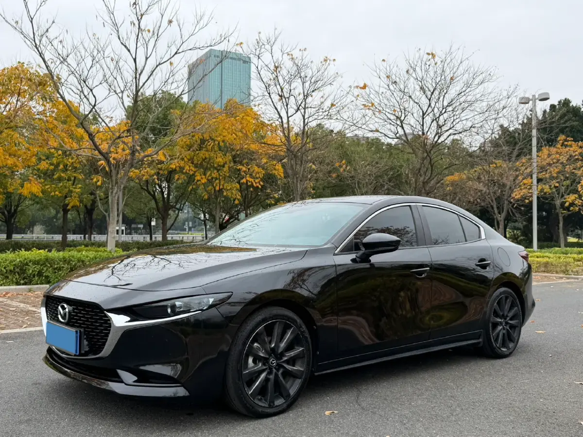 2021 Mazda 3 Axela 2.0L 158HP L4 6AT