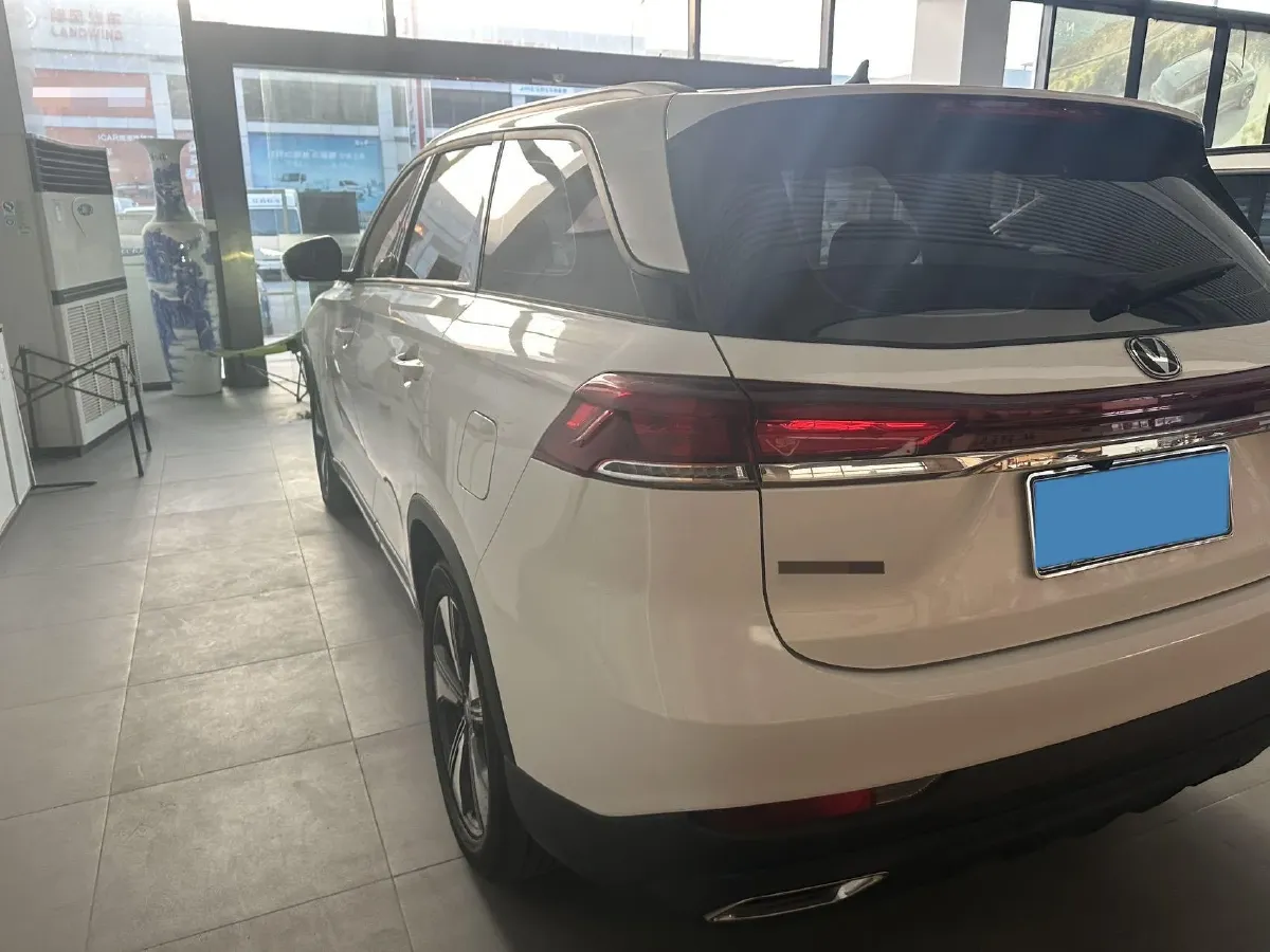 2024 ChangAn X7 PLUS 1.5T 188HP L4 7DCT,autocango,china used car exporter,china ev exporter,chinese used car exporter,chinese used ev exporter