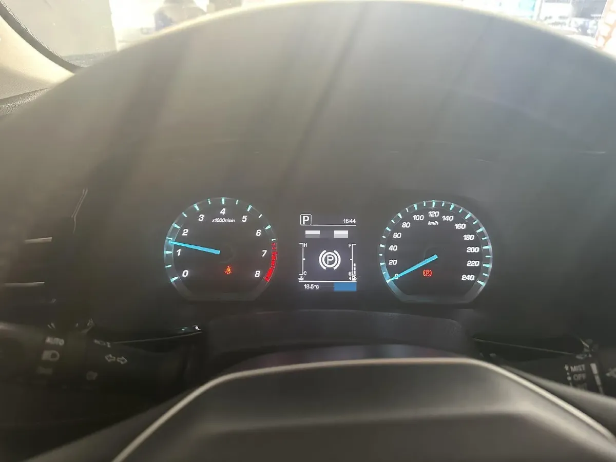 2024 ChangAn X7 PLUS 1.5T 188HP L4 7DCT,autocango,china used car exporter,china ev exporter,chinese used car exporter,chinese used ev exporter