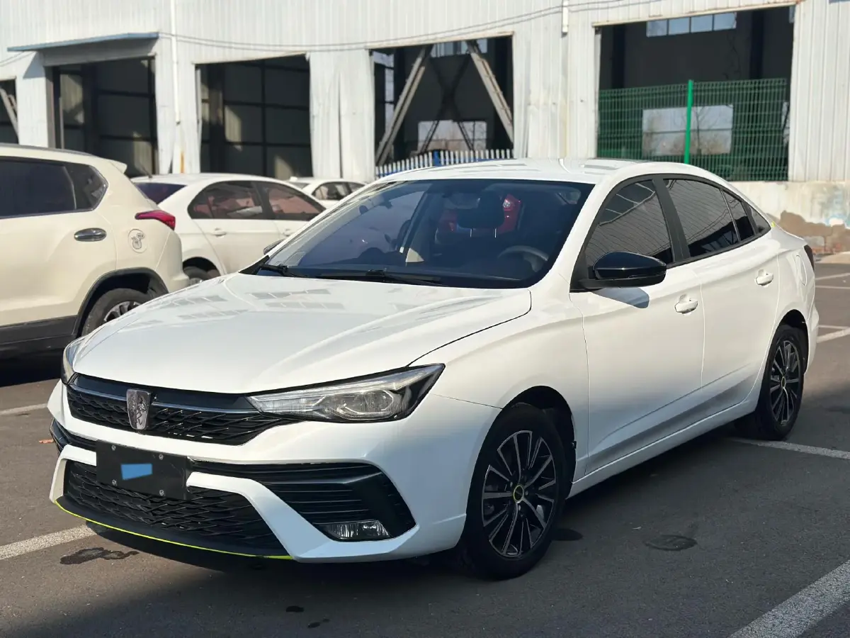 2021 Roewe i5 1.5L 120HP L4 5MT