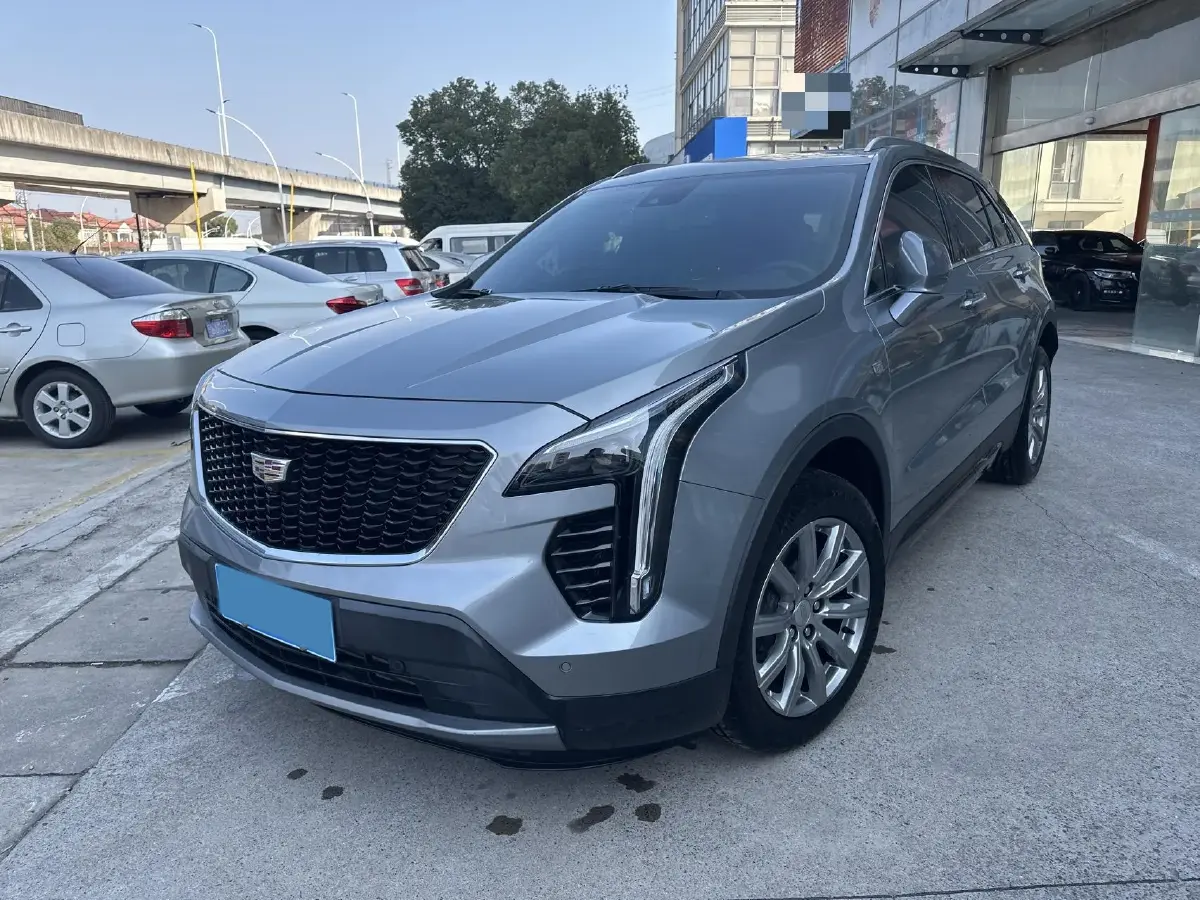 2022 Cadillac XT4 2.0T 237HP L4 9AT