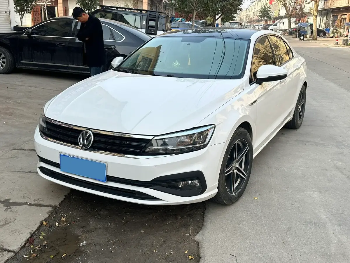 2019 Volkswagen Lamando 1.4T 131HP L4 7DCT