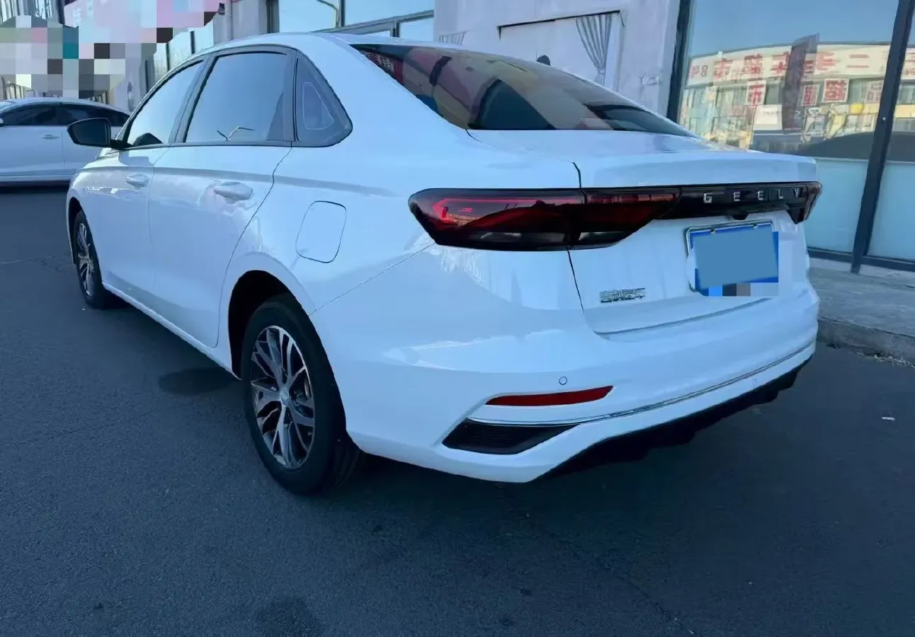 2025 Geely Emgrand 1.5L 127HP L4 CVT,autocango,china used car exporter,china ev exporter,chinese used car exporter,chinese used ev exporter