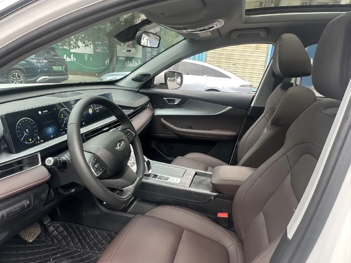 2025 Chery Tiggo 7 1.5T 156HP L4 CVT,autocango,china used car exporter,china ev exporter,chinese used car exporter,chinese used ev exporter