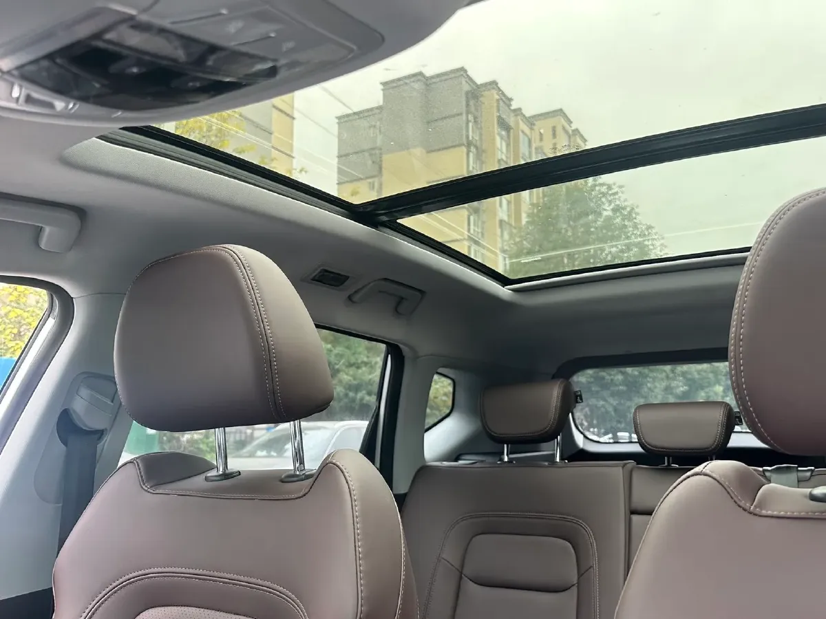 2025 Chery Tiggo 7 1.5T 156HP L4 CVT,autocango,china used car exporter,china ev exporter,chinese used car exporter,chinese used ev exporter