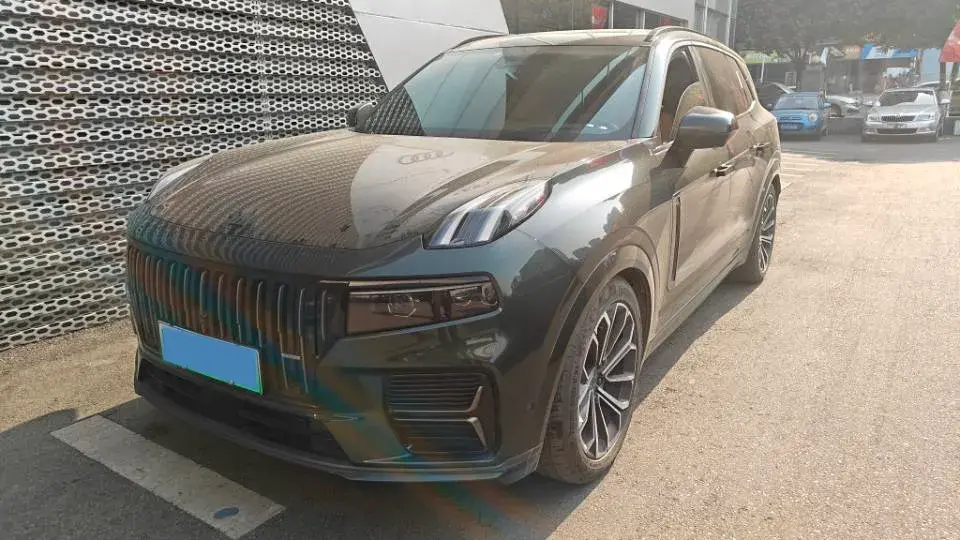 2024 LYNK&CO 09 EM-P 2.0T 254HP L4 3DHT PHEV 40.1KWH