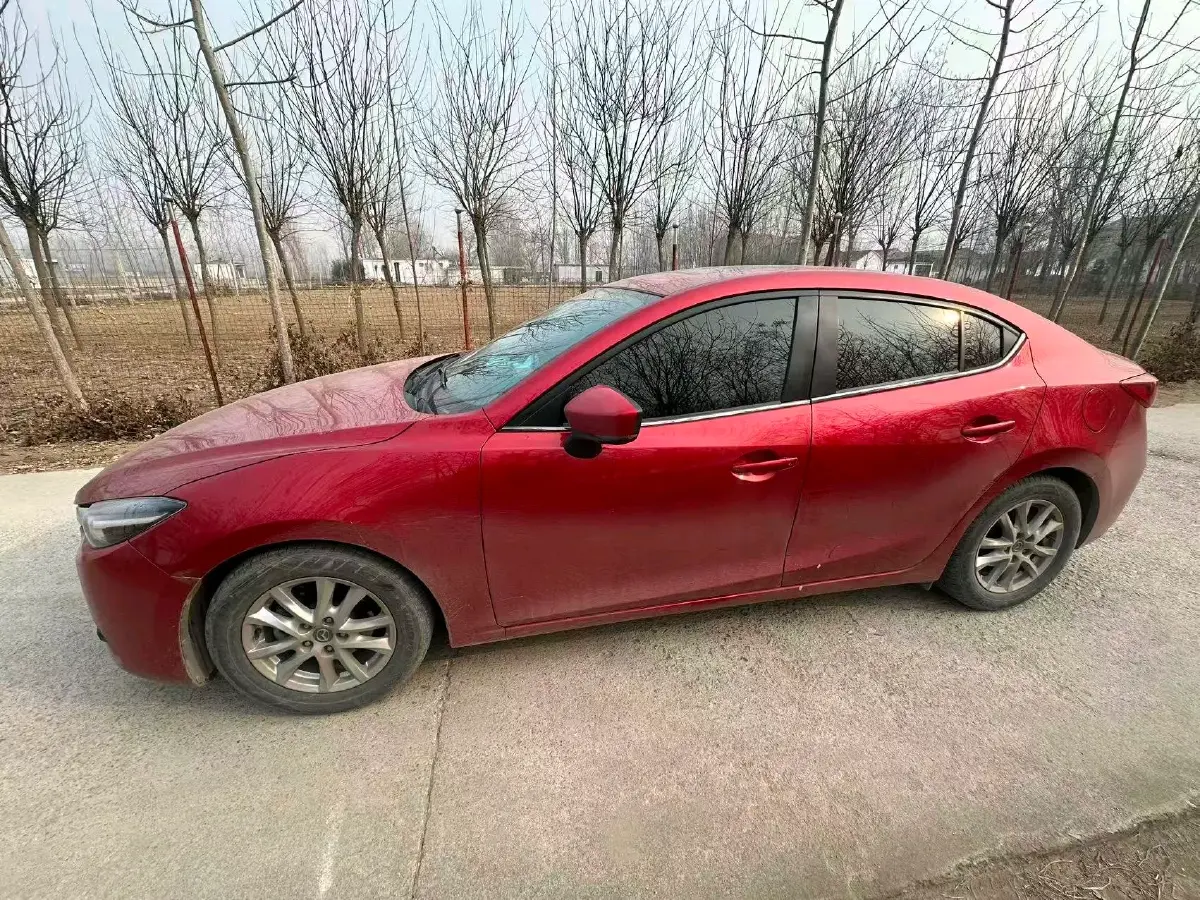 2017 Mazda 3 Axela 1.5L 117HP L4 6AT