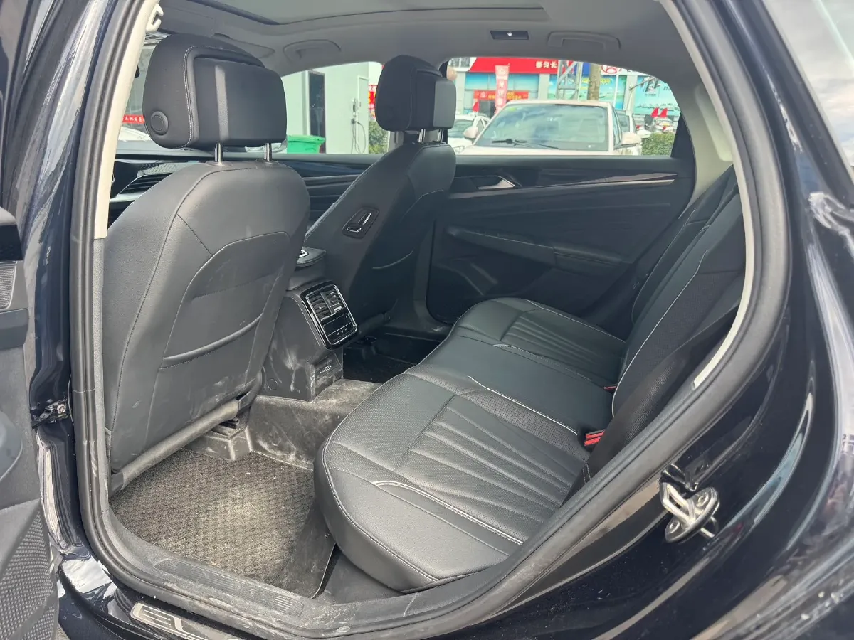 2024 Volkswagen Passat 2.0T 186HP L4 7DCT,autocango,china used car exporter,china ev exporter,chinese used car exporter,chinese used ev exporter