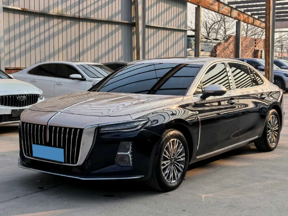 2024 HongQi H5 2.0T 224HP L4 8AT