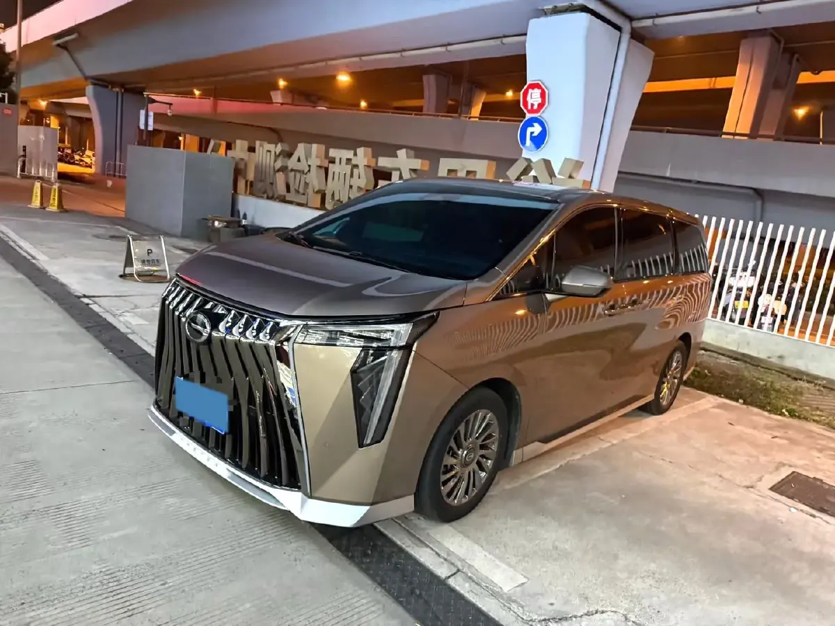 2023 GAC Trumpchi M8 2.0T 252HP L4 8AT