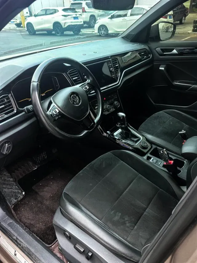 2018 Ford Kuga 1.5T 181HP L4 6AT,autocango,china used car exporter,china ev exporter,chinese used car exporter,chinese used ev exporter