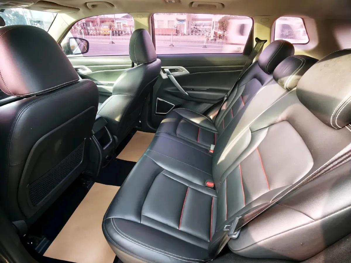 2018 Leopaard CT7 1.9T 150HP L4 6MT,autocango,china used car exporter,china ev exporter,chinese used car exporter,chinese used ev exporter