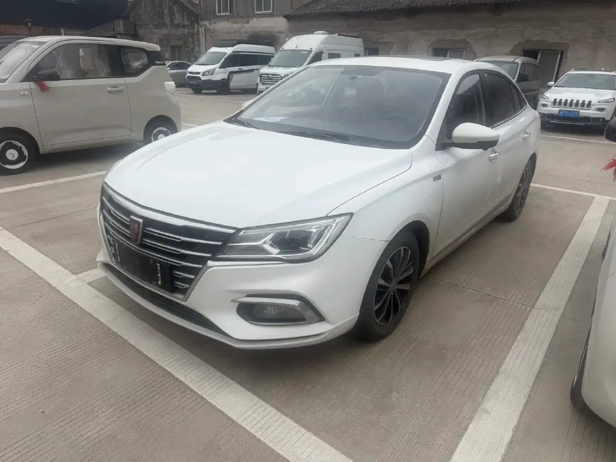 2019 Roewe i5 1.5L 120HP L4 CVT