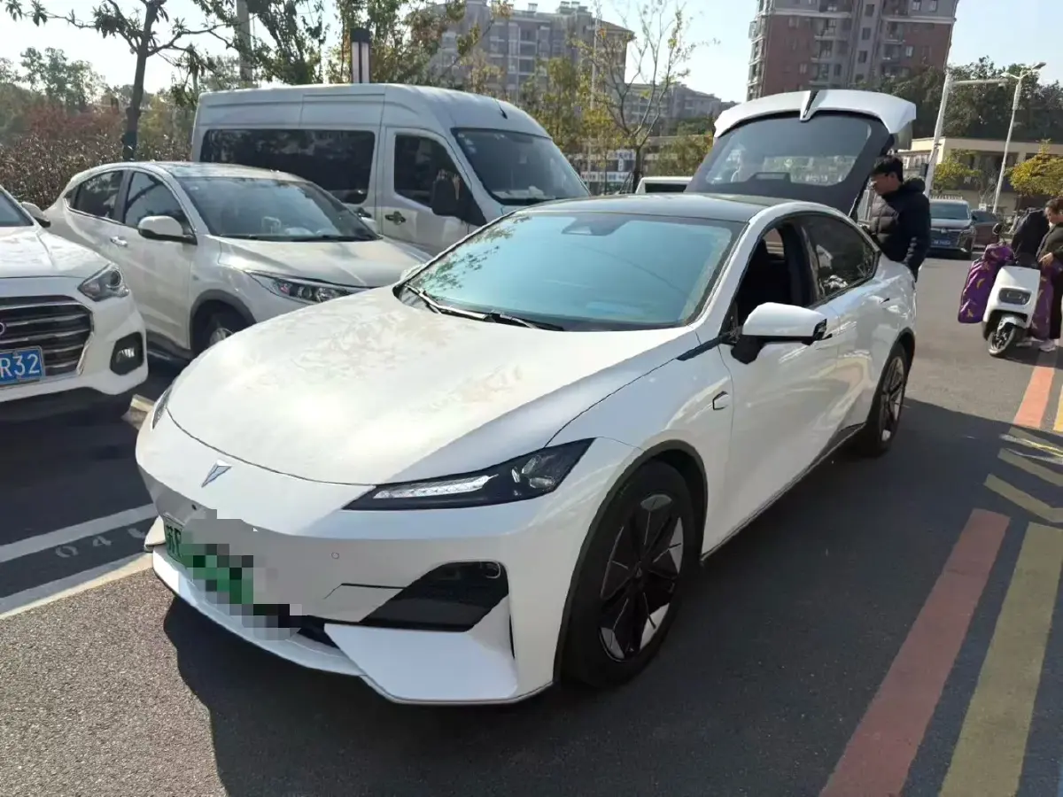 2022 DongFeng Forthing LingZhi EV BEV 68.4KWH
