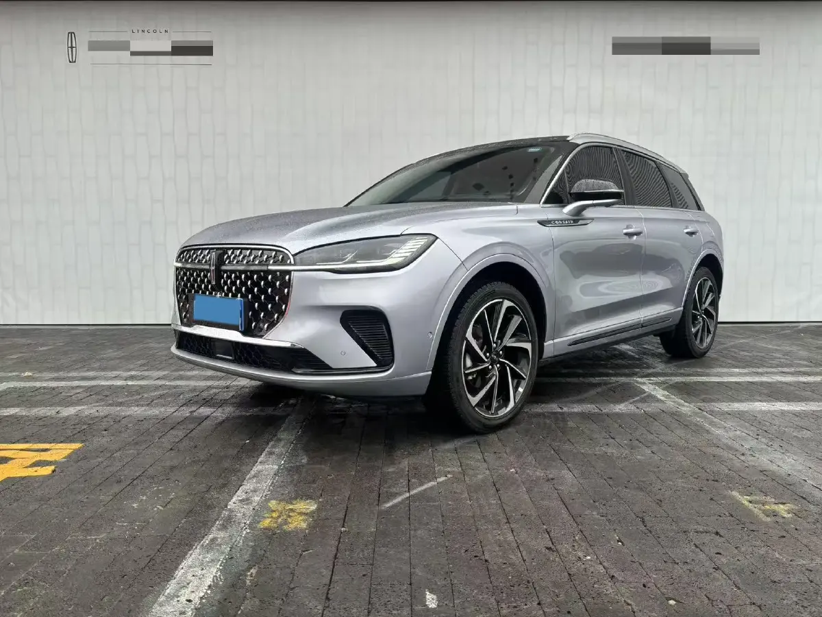 2023 Lincoln Corsair 2.0T 261HP L4 8AT