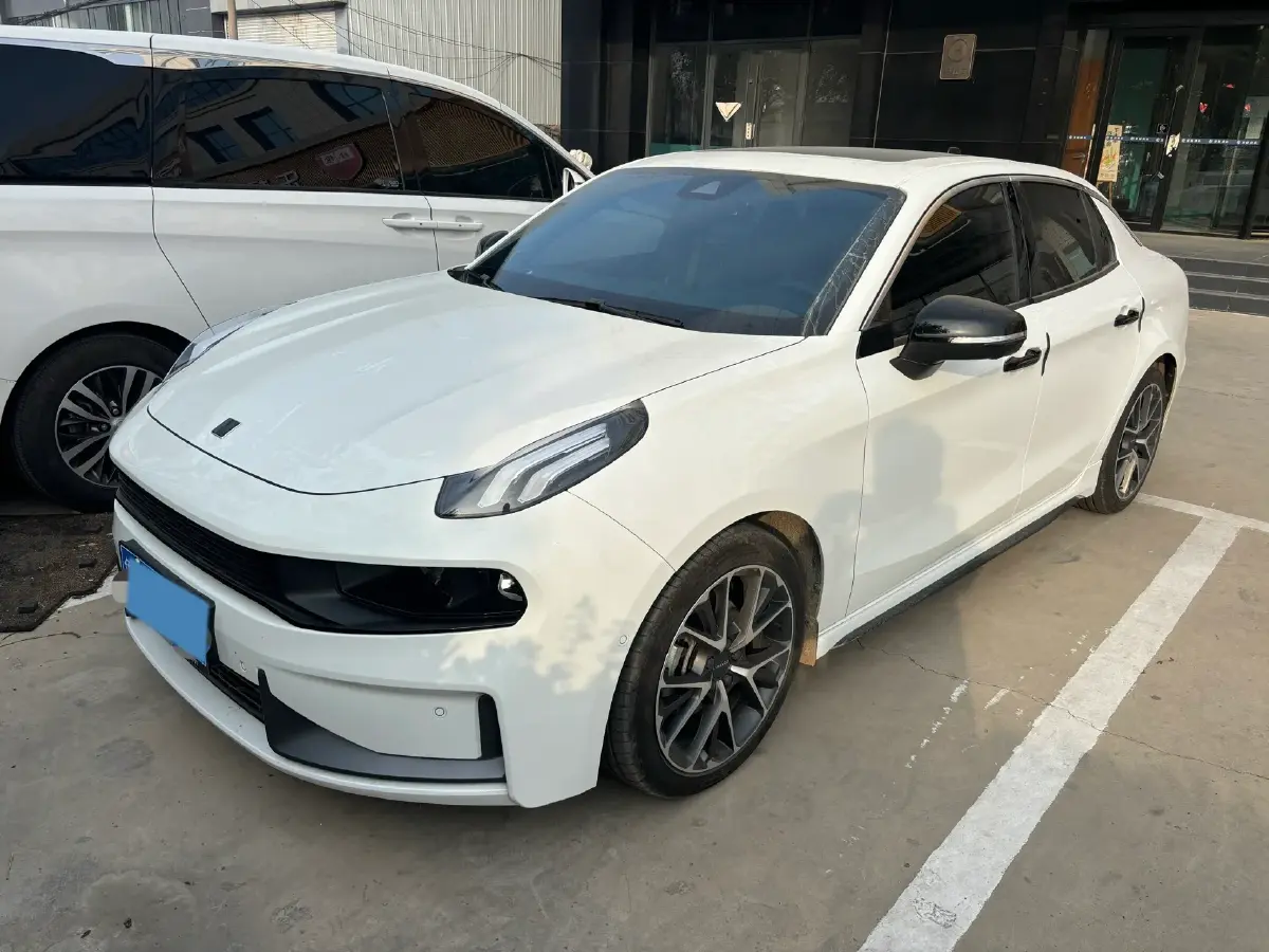 2022 LYNK&CO 03 2.0T 190HP L4 7DCT