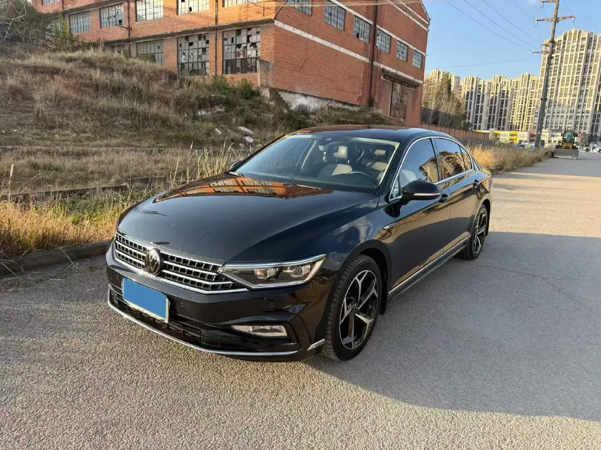 2023 Volkswagen Magotan 2.0T 186HP L4 7DCT
