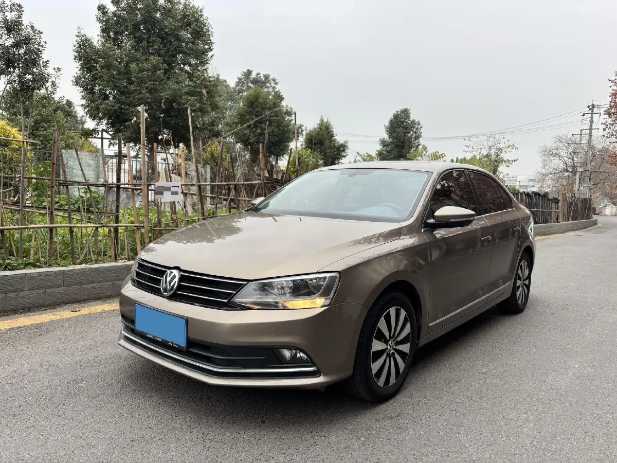 2018 KingLong KaiTe 2.3T 110HP L4 5MT