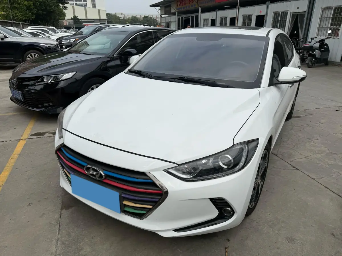 2018 Hyundai Elantra 1.4T 130HP L4 7DCT