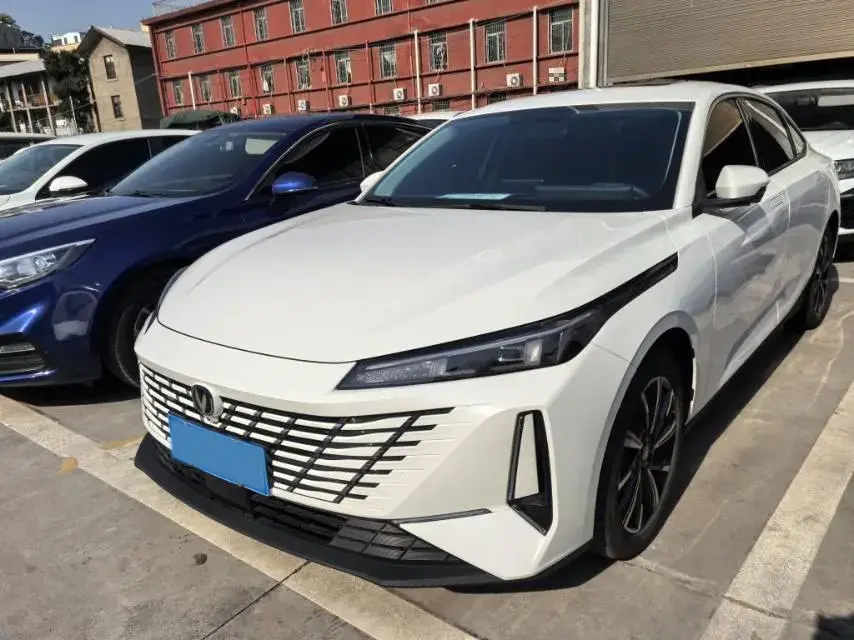 2024 ChangAn Eado 1.5T 170HP L4 7DCT