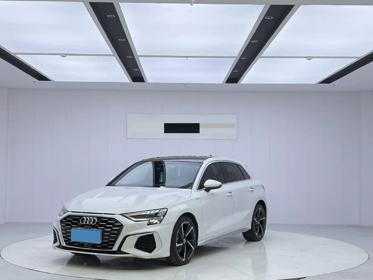 2022 Audi A3 1.4T 150HP L4 7DCT