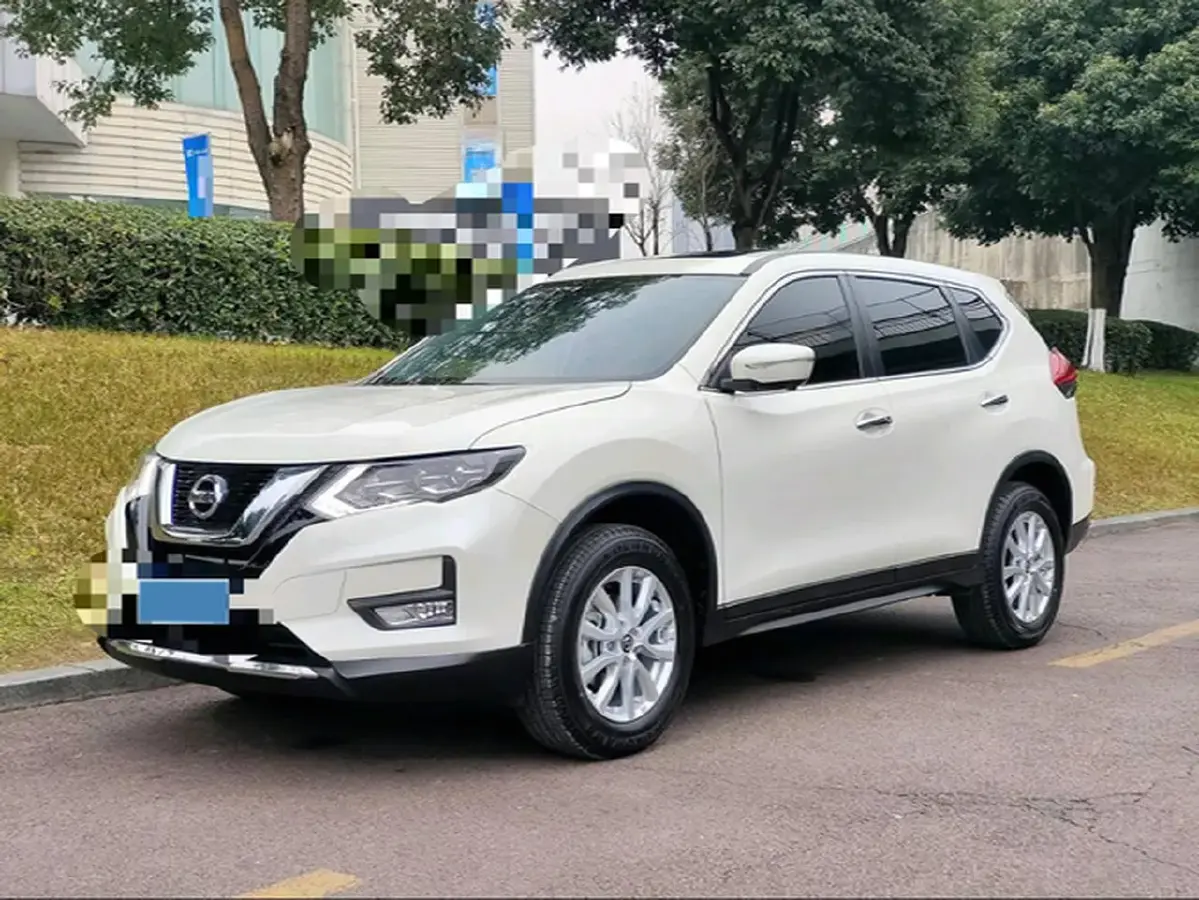 2023 Nissan X-Trail 2.0L 151HP L4 CVT