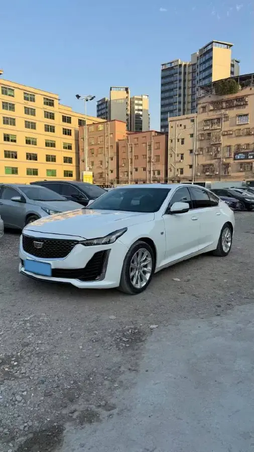 2020 Cadillac CT5 2.0T 241HP L4 10AT