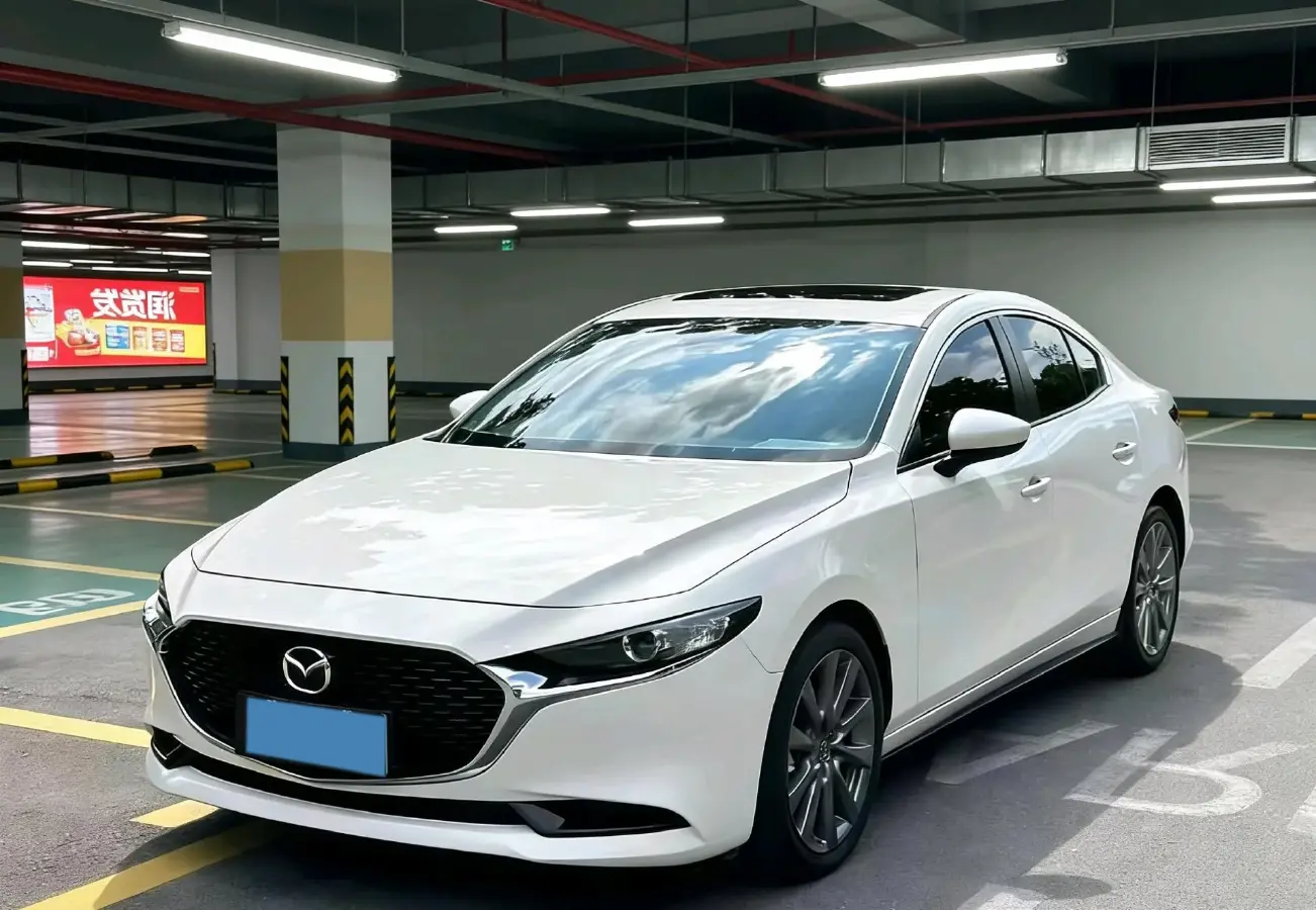 2023 Mazda 3 Axela 2.0L 158HP L4 6AT