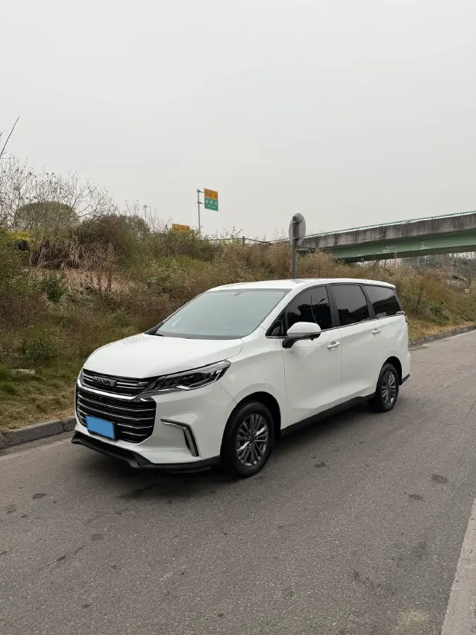 2023 MAXUS G50 1.5T 181HP L4 6MT