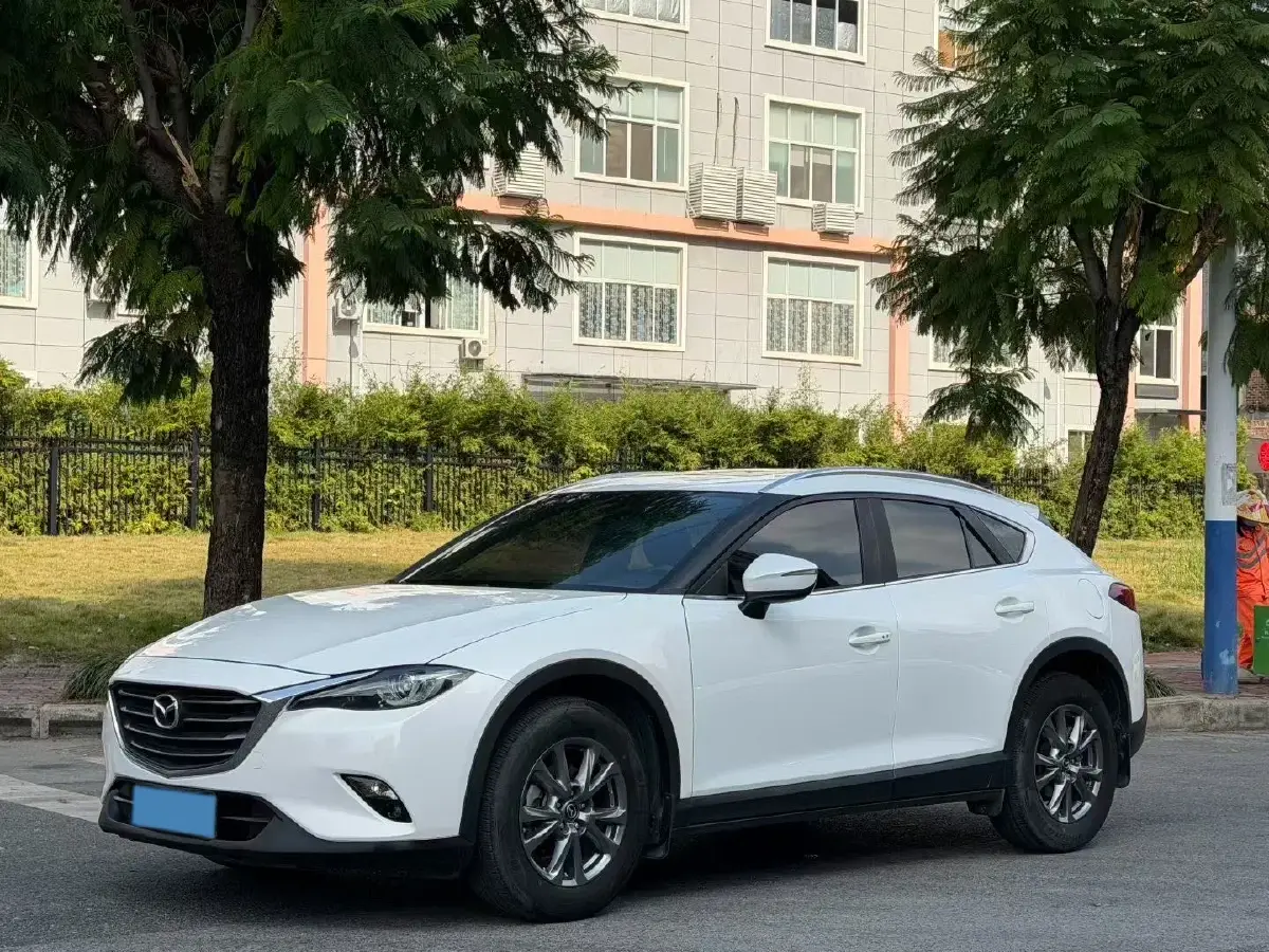 2018 Mazda CX-4 2.0L 158HP L4 6AT