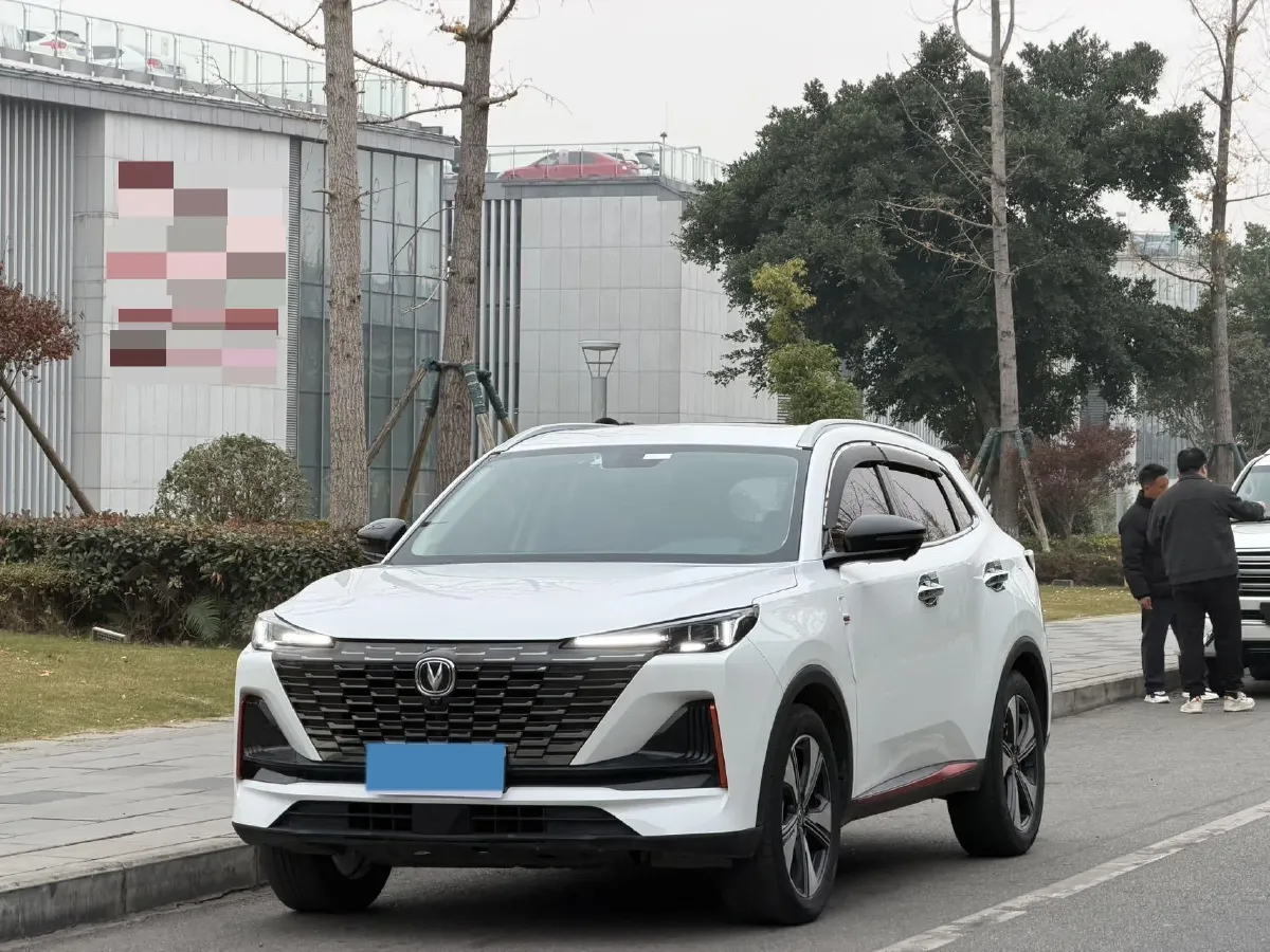 2022 ChangAn Oshan X7 Plus 1.5T 188HP L4 7DCT,autocango,china used car exporter,china ev exporter,chinese used car exporter,chinese used ev exporter