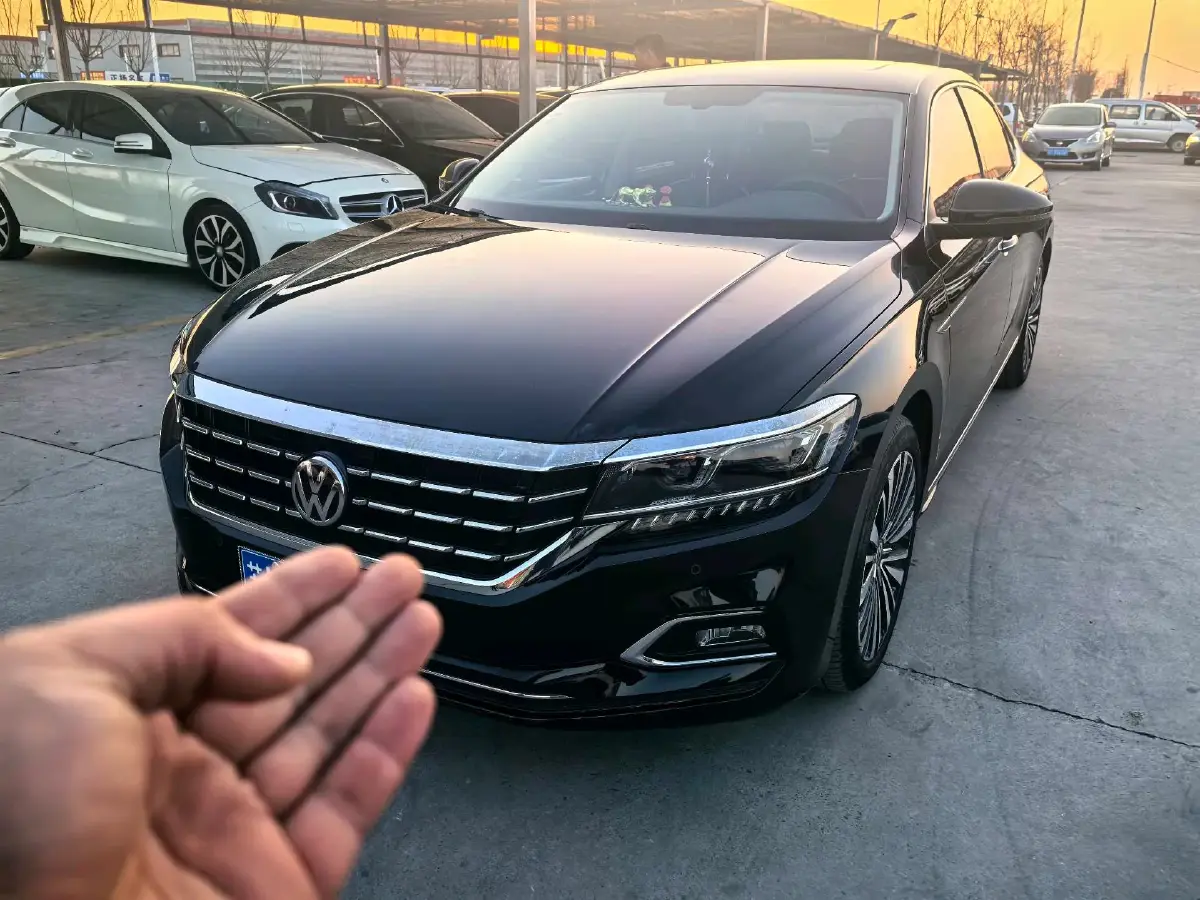 2020 Volkswagen Passat 2.0T 186HP L4 7DCT