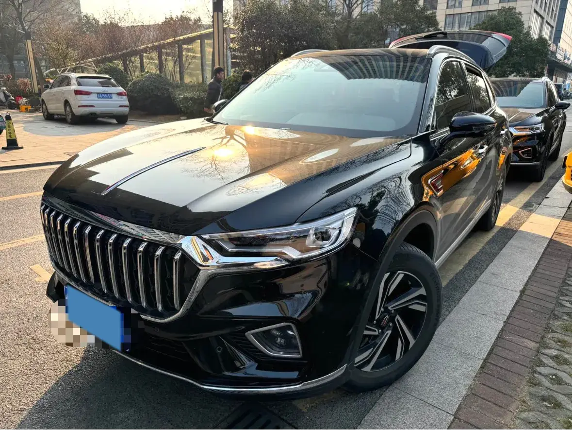 2022 HongQi HS5 2.0T 224HP L4 6AT