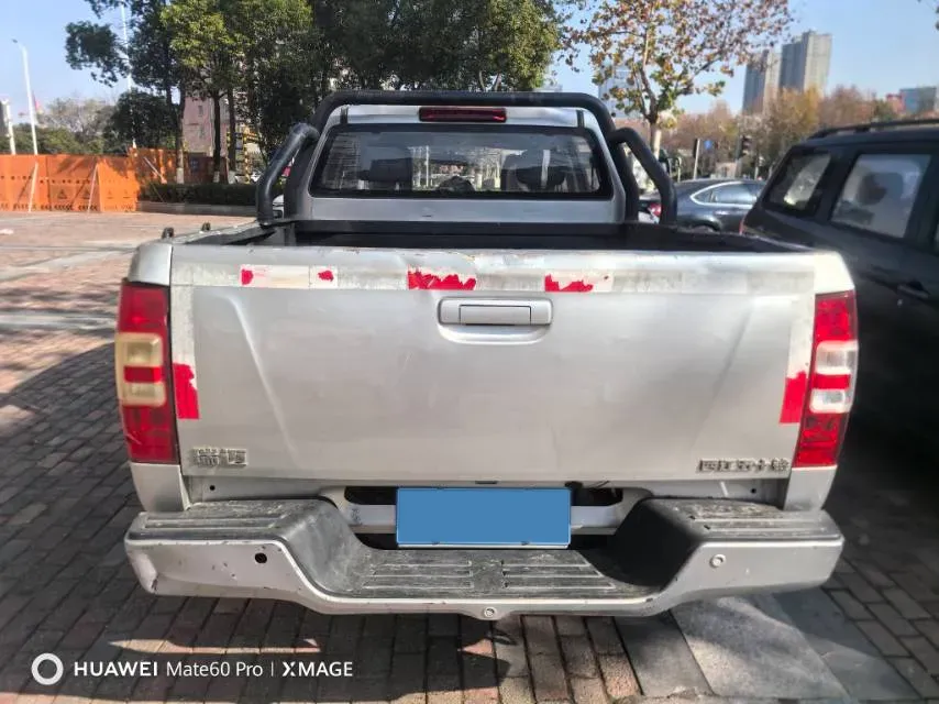 2022 Isuzu RE-MAX Jim 2.8T 120HP L4 5MT,autocango,china used car exporter,china ev exporter,chinese used car exporter,chinese used ev exporter