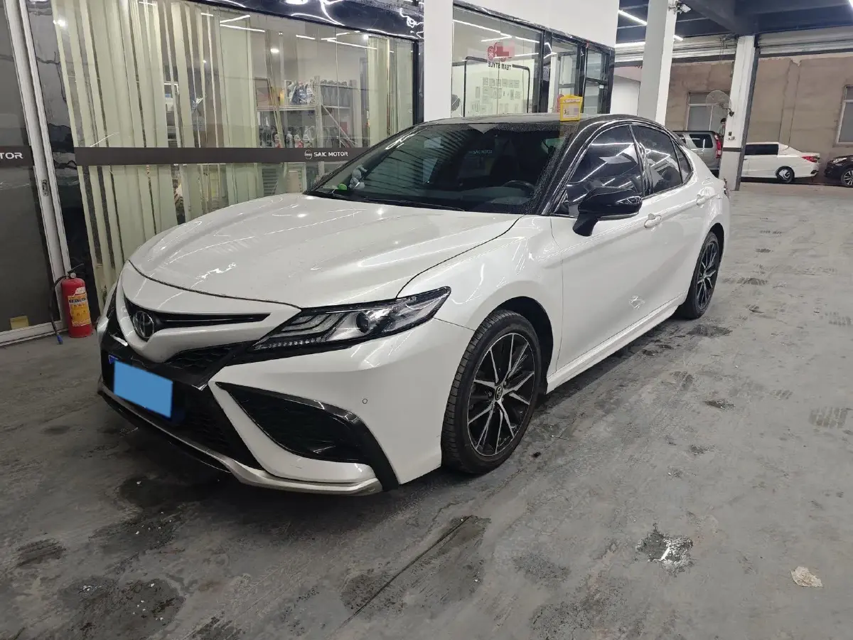 2021 Toyota Camry 2.0L 178HP L4 CVT