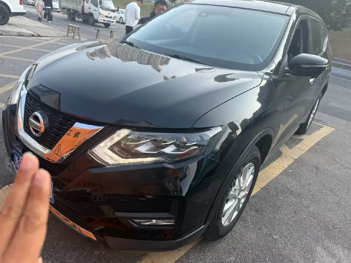 2021 Nissan X-Trail 2.0L 151HP L4 CVT