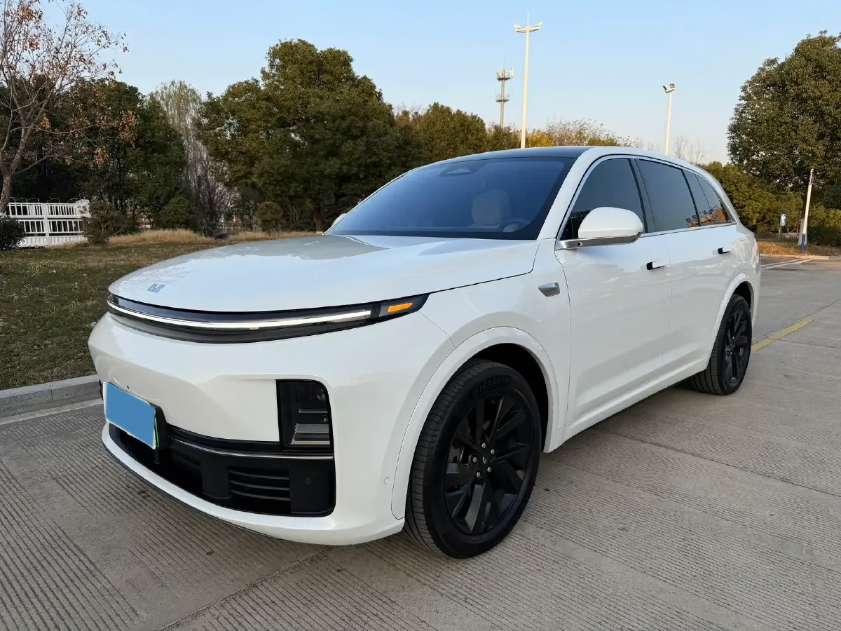 2023 Li L7 Range Extended 154HP REEV 40.9KWH