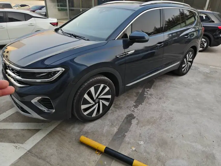 2021 Volkswagen Talagon 2.0T 220HP L4 7DCT