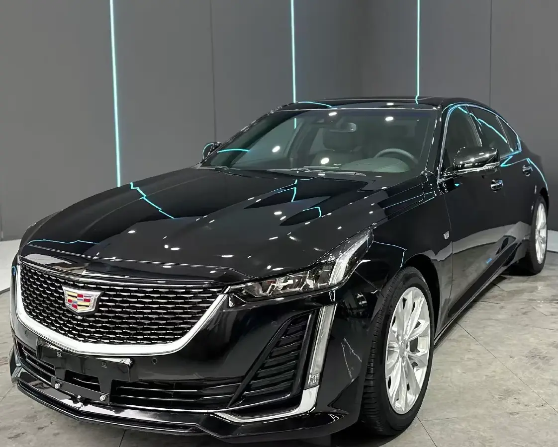 2023 Cadillac CT5 2.0T 237HP L4 10AT