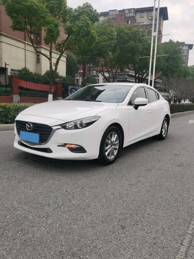 2019 Mazda 3 Axela 1.5L 117HP L4 6AT