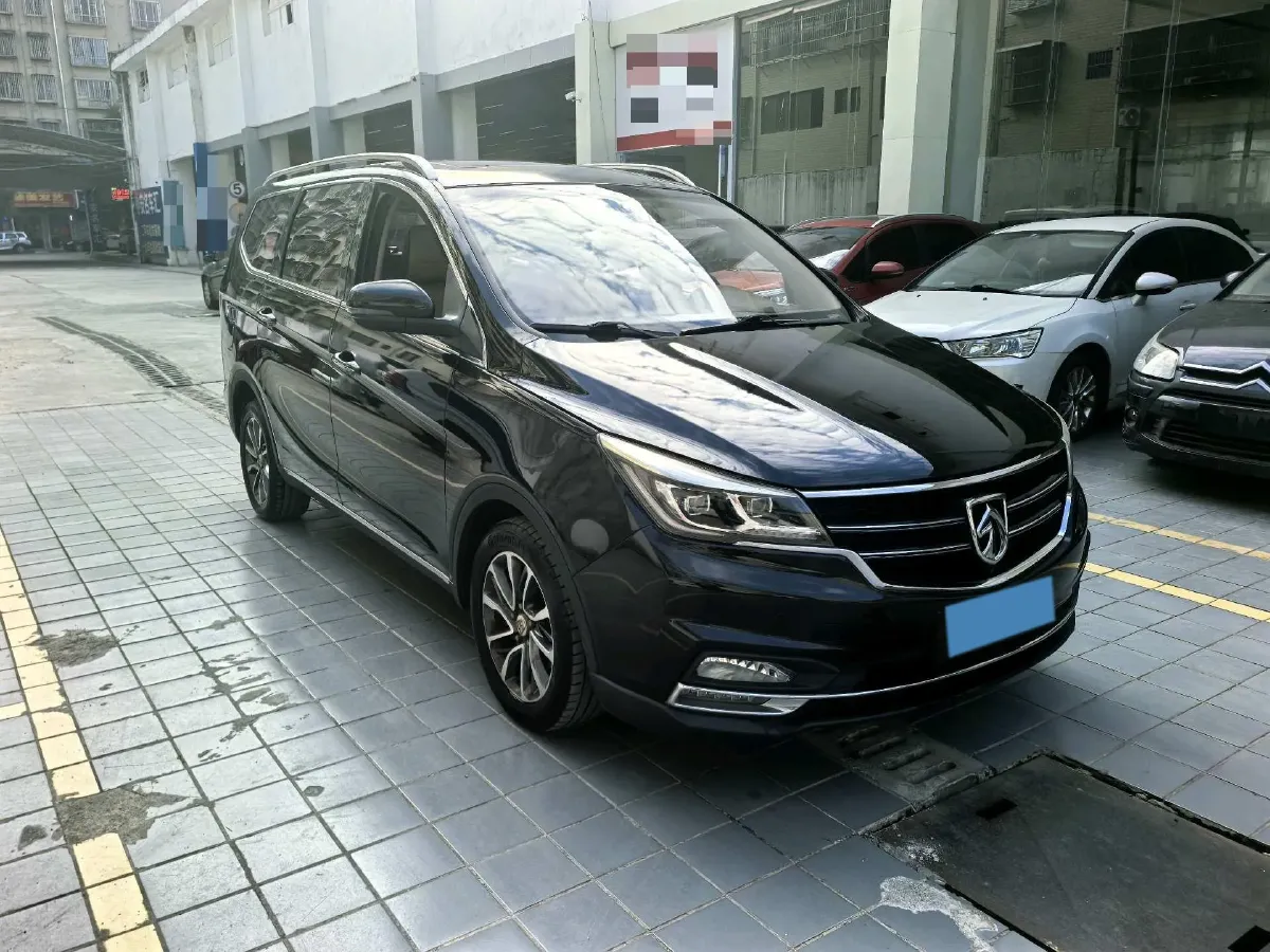 2017 SWM X7 1.5T 156HP L4 5MT,autocango,china used car exporter,china ev exporter,chinese used car exporter,chinese used ev exporter